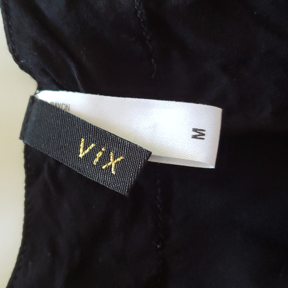 VIX Casual Black Long Maxi Dress Size M Tie Waist Spaghetti Strap V-neck Buttons - Picture 6 of 11